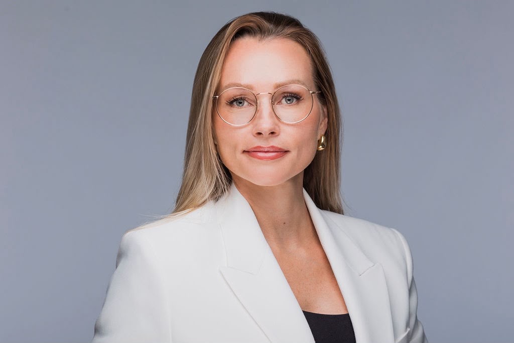 Portrait of Elena Lasman